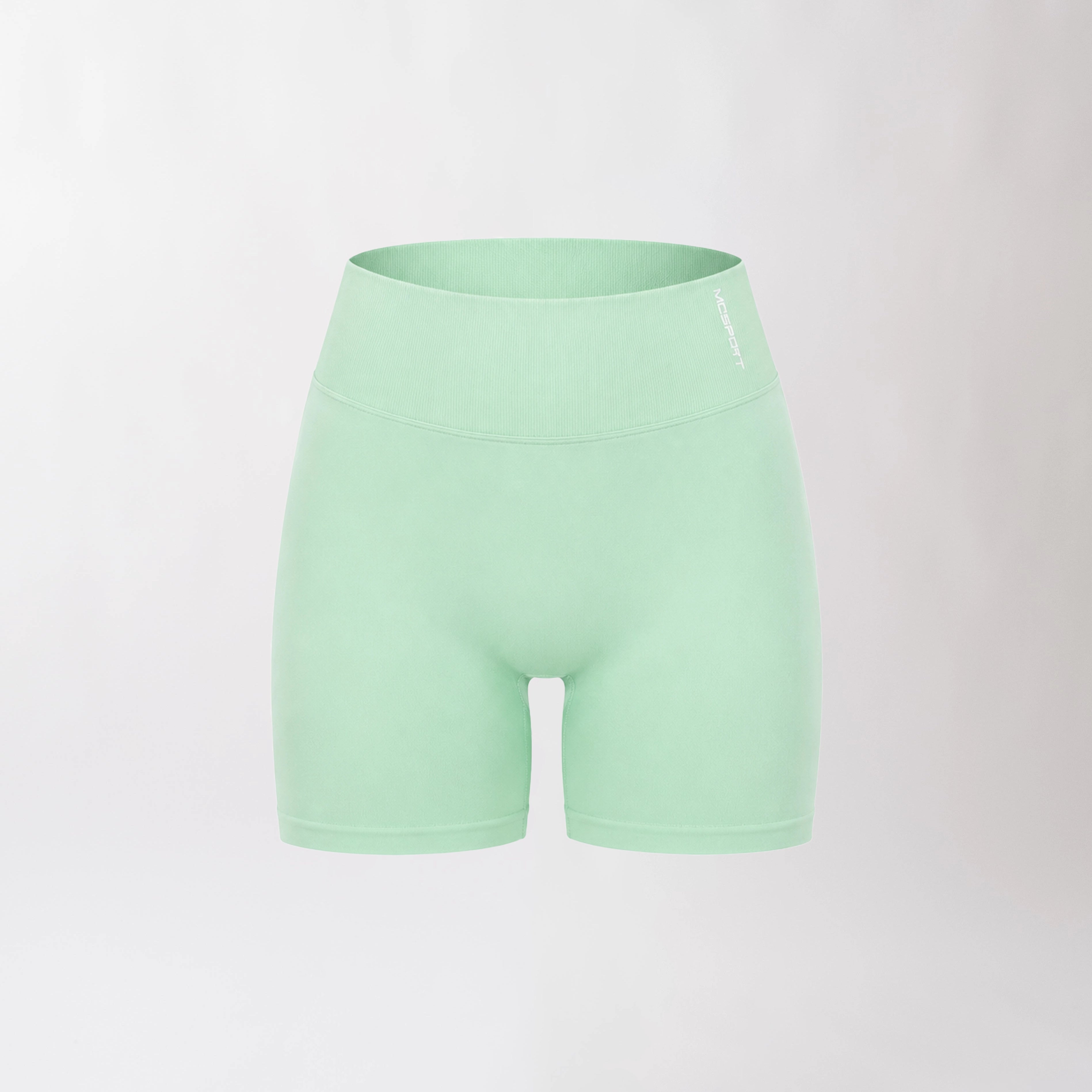 Shorts sportivi color menta da donna con fascia alta in vita, morbidi ed elasticizzati.
